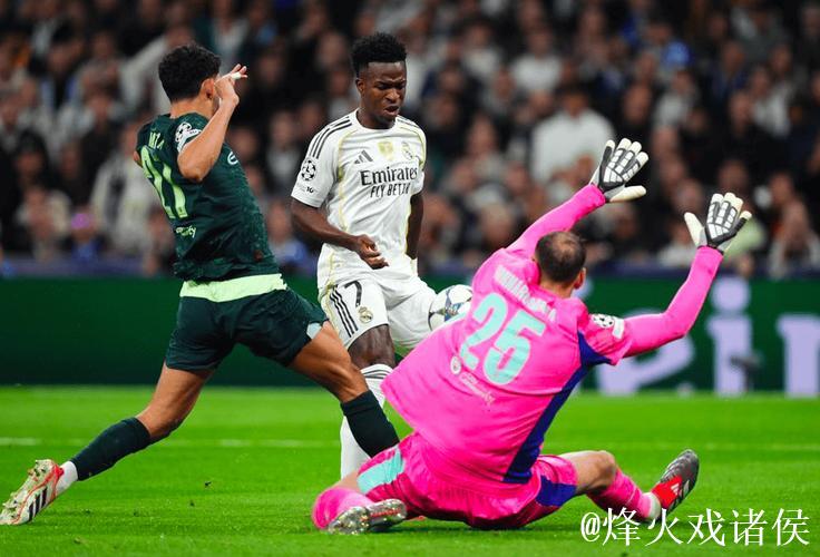 1-2!欧冠巅峰对决:14亿豪门惨遭逆转近8场2胜 1-2!欧冠巅峰对决:14亿豪门惨遭逆转近8场2胜